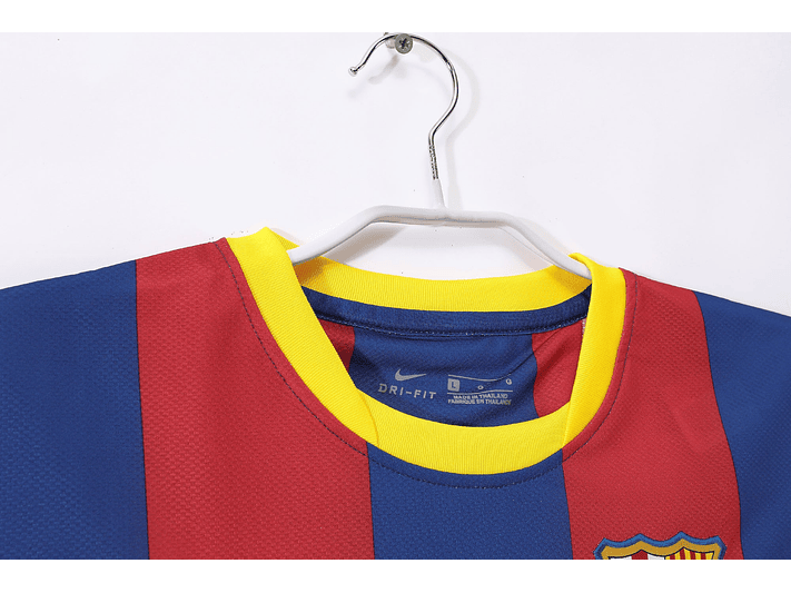 Barcelona 2010/11 (Home Kit) 7