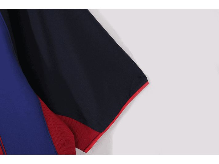 Barcelona 2003/04 (Home Kit) 9