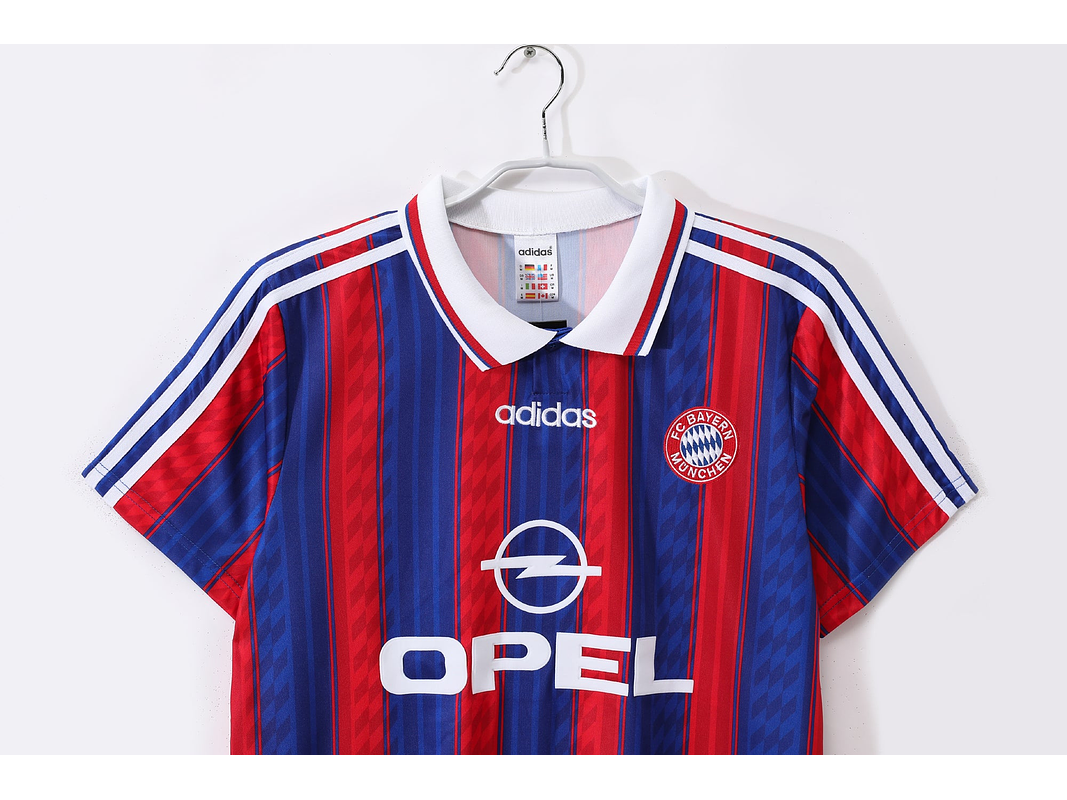 Bayern Munich 1995/97 (Home Kit) 2