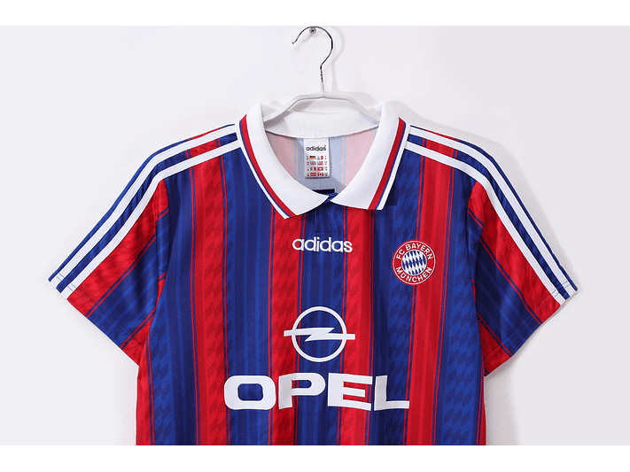 Bayern Munich 1995/97 (Home Kit) 2