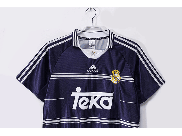Real Madrid 1998/99 (Away Kit) 2