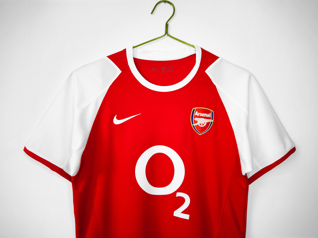 Arsenal 2002/04 (Home Kit) 2