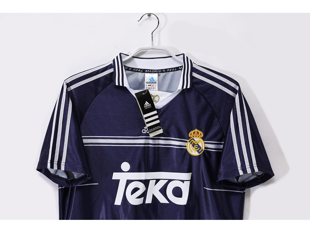 Real Madrid 1998/99 (Away Kit) 5