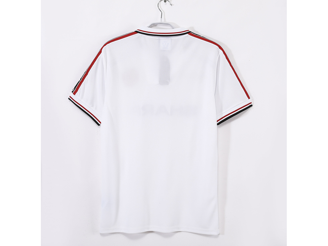 Manchester United 1998/99 (Away Kit) 4