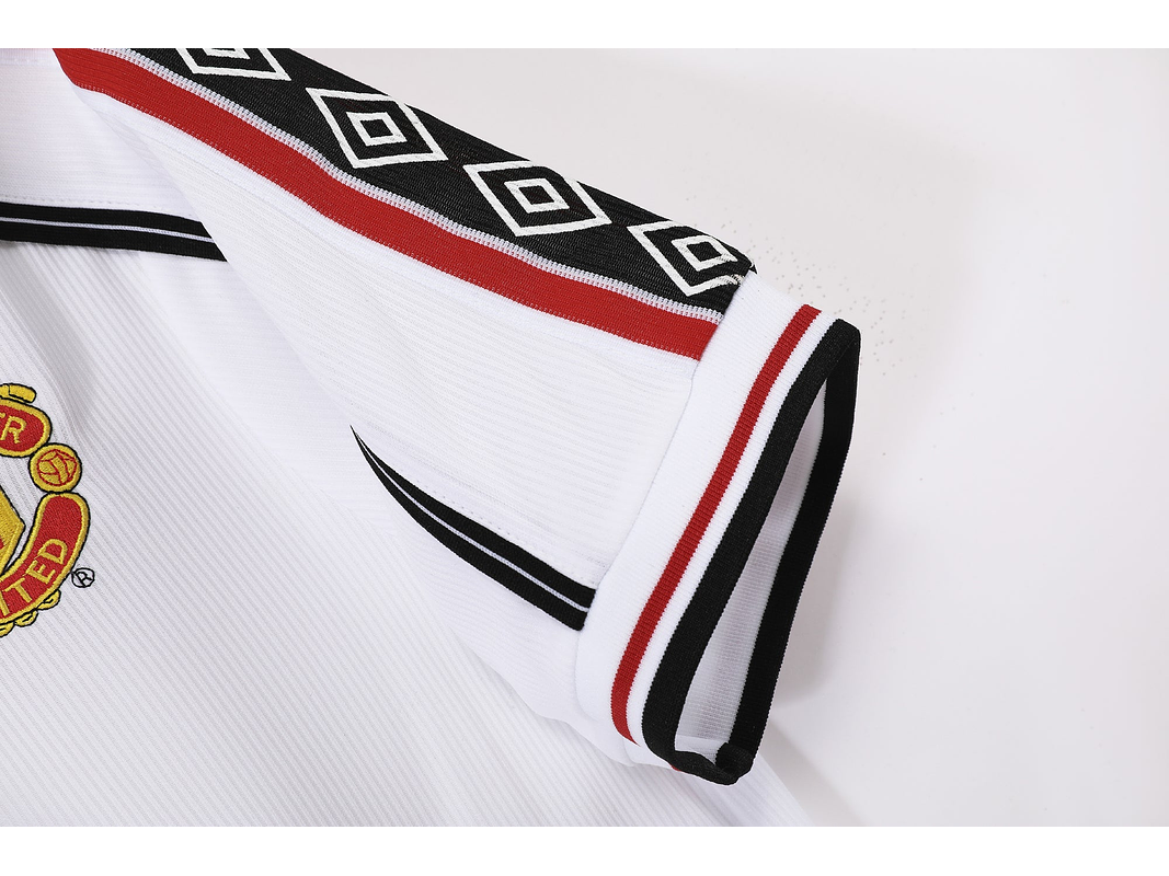 Manchester United 1998/99 (Away Kit) 5