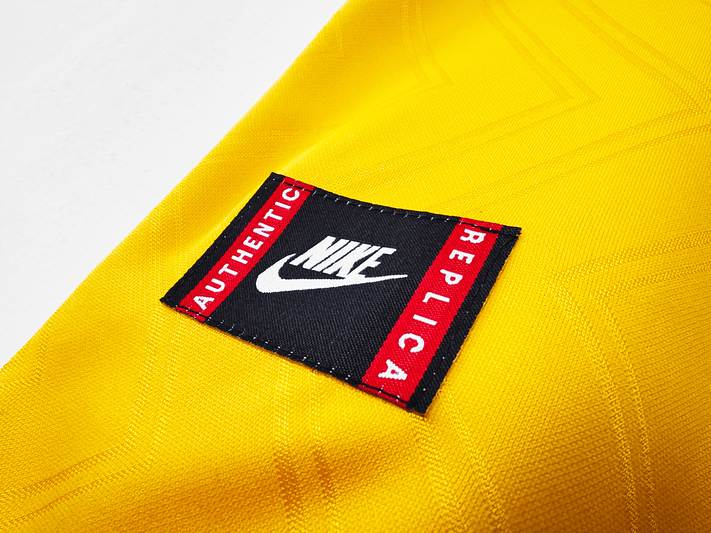 Arsenal 1996/97 (Away Kit) 11