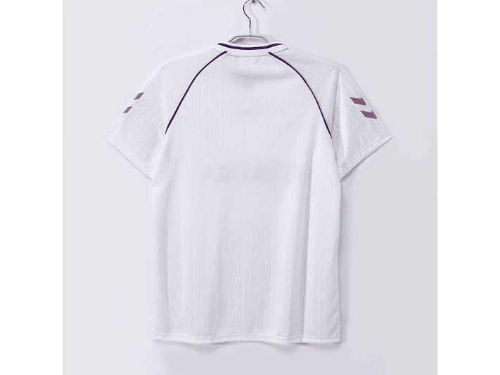 Real Madrid 1990/92 (Home Kit) 3