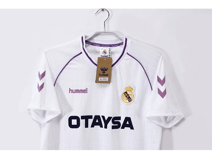 Real Madrid 1990/92 (Home Kit) 4