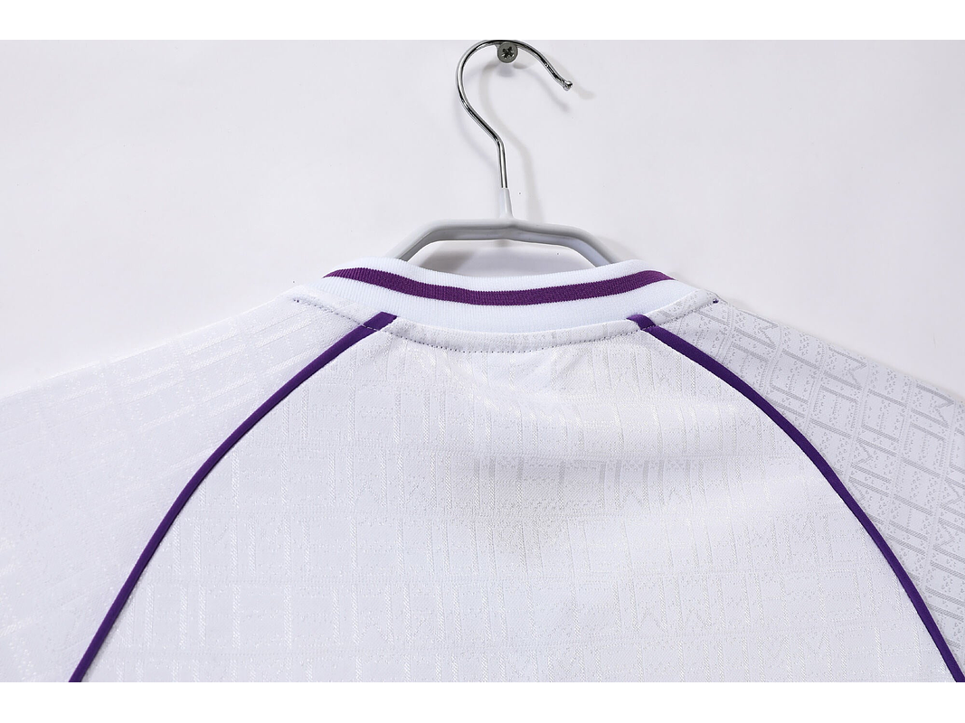 Real Madrid 1990/92 (Home Kit) 6