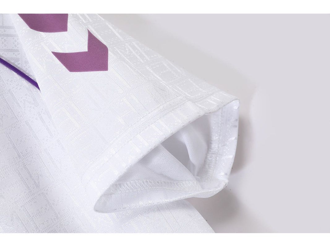 Real Madrid 1990/92 (Home Kit) 8