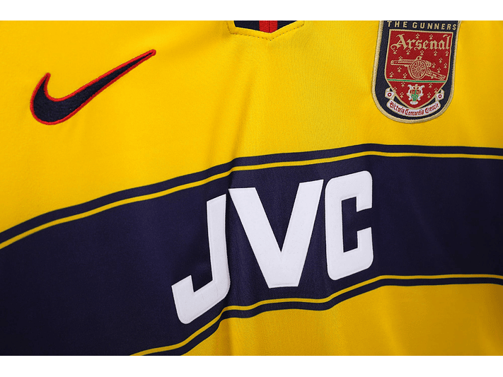 Arsenal 1997/99 (Away Kit) 3