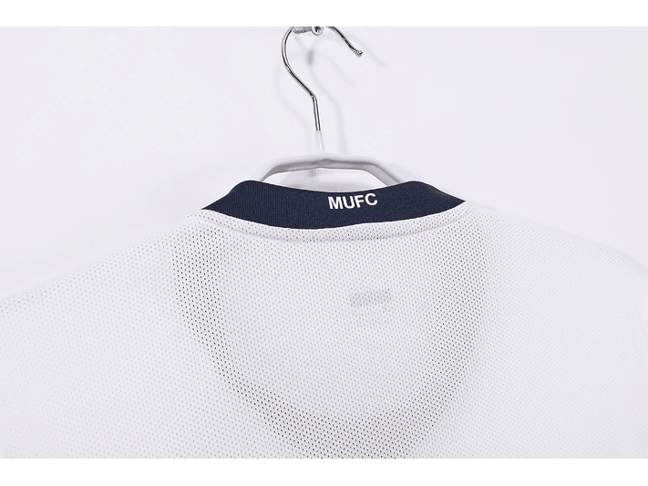 Manchester United 2008/09 (Away Kit) 4