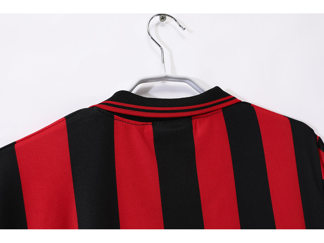 Milan 1996/97 (Home Kit) 5