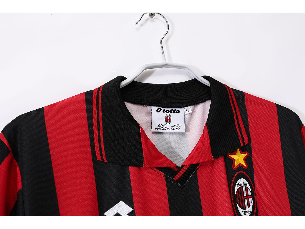 Milan 1996/97 (Home Kit) 7