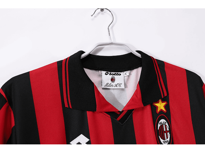 Milan 1996/97 (Home Kit) 7