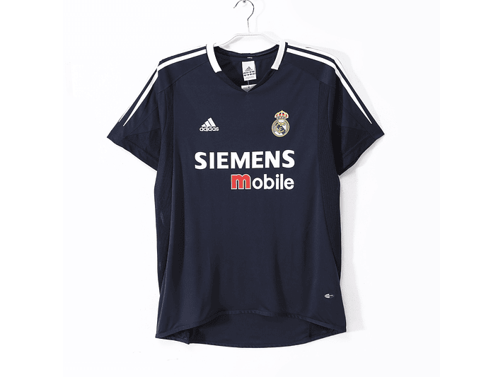 Real Madrid 2004/05 (Away Kit) 1