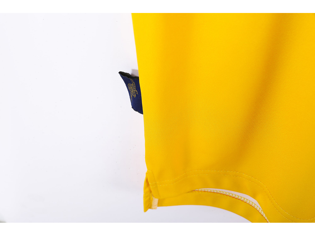 Arsenal 1997/99 (Away Kit) 11