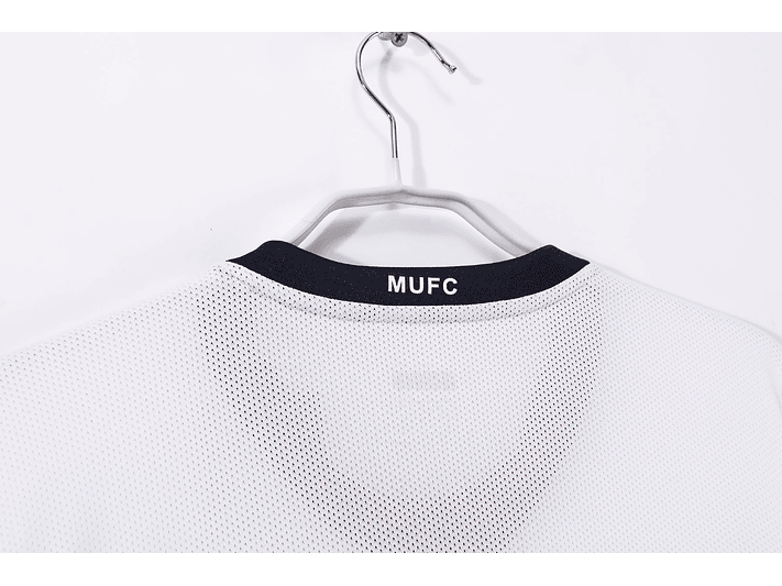 Manchester United 2008/09 (Away Kit – Long Sleeve) 6