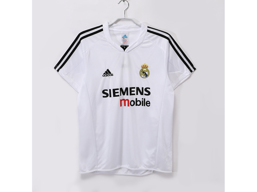 Real Madrid 2004/05 (Home Kit) 1