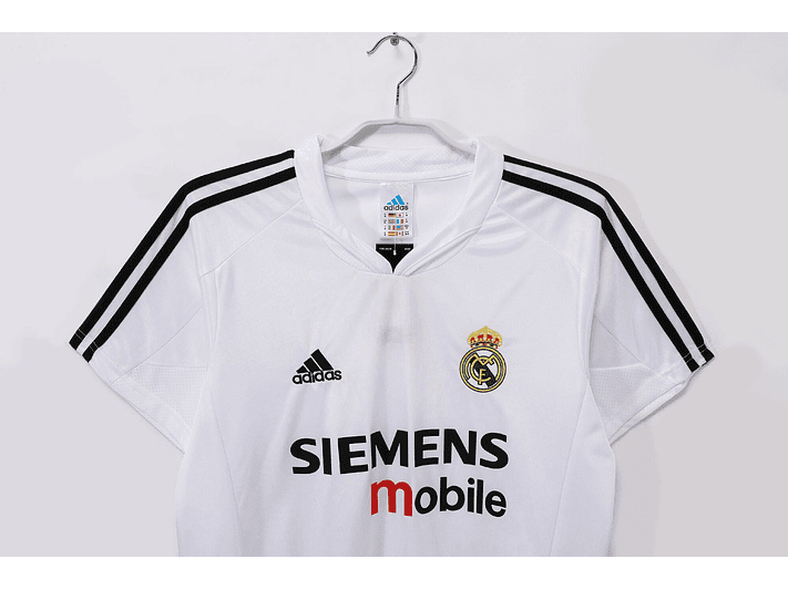 Real Madrid 2004/05 (Home Kit) 2