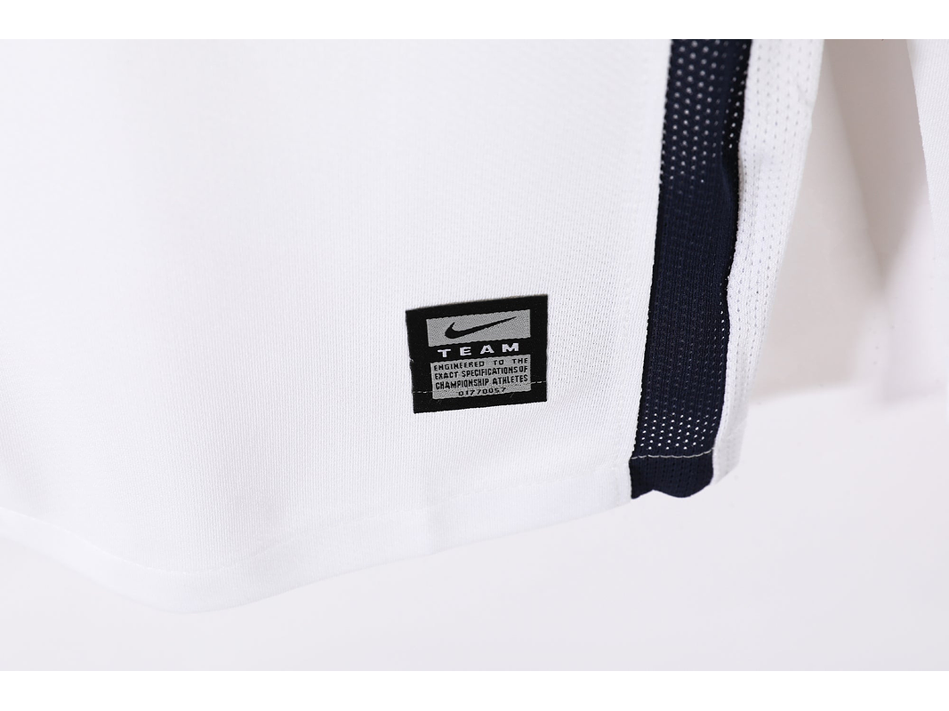 Manchester United 2008/09 (Away Kit – Long Sleeve) 9