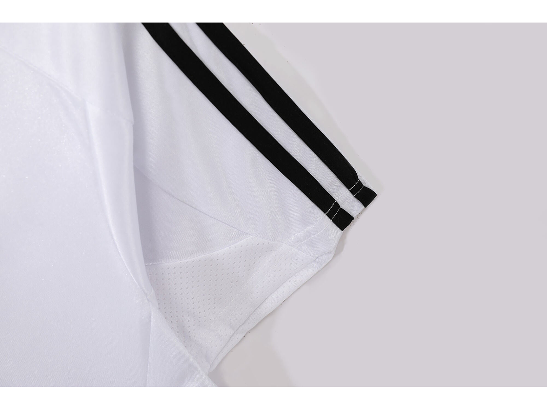 Real Madrid 2004/05 (Home Kit) 5