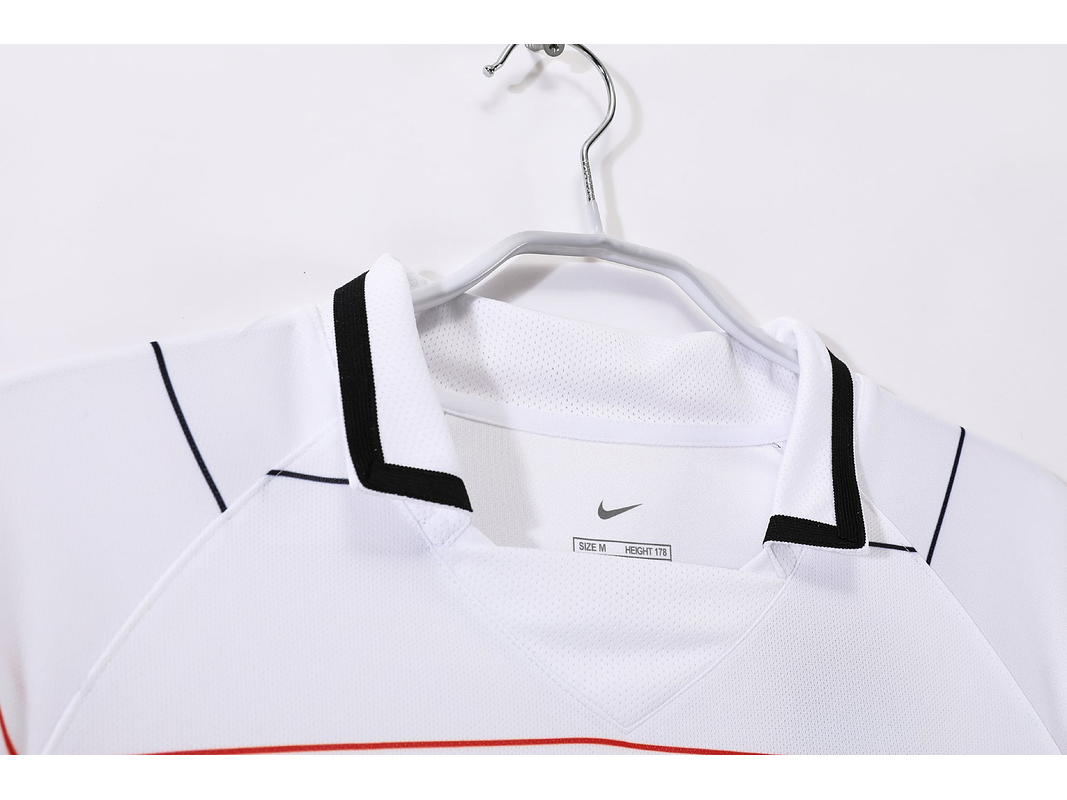 Manchester United 2003/05 (Away Kit) 7