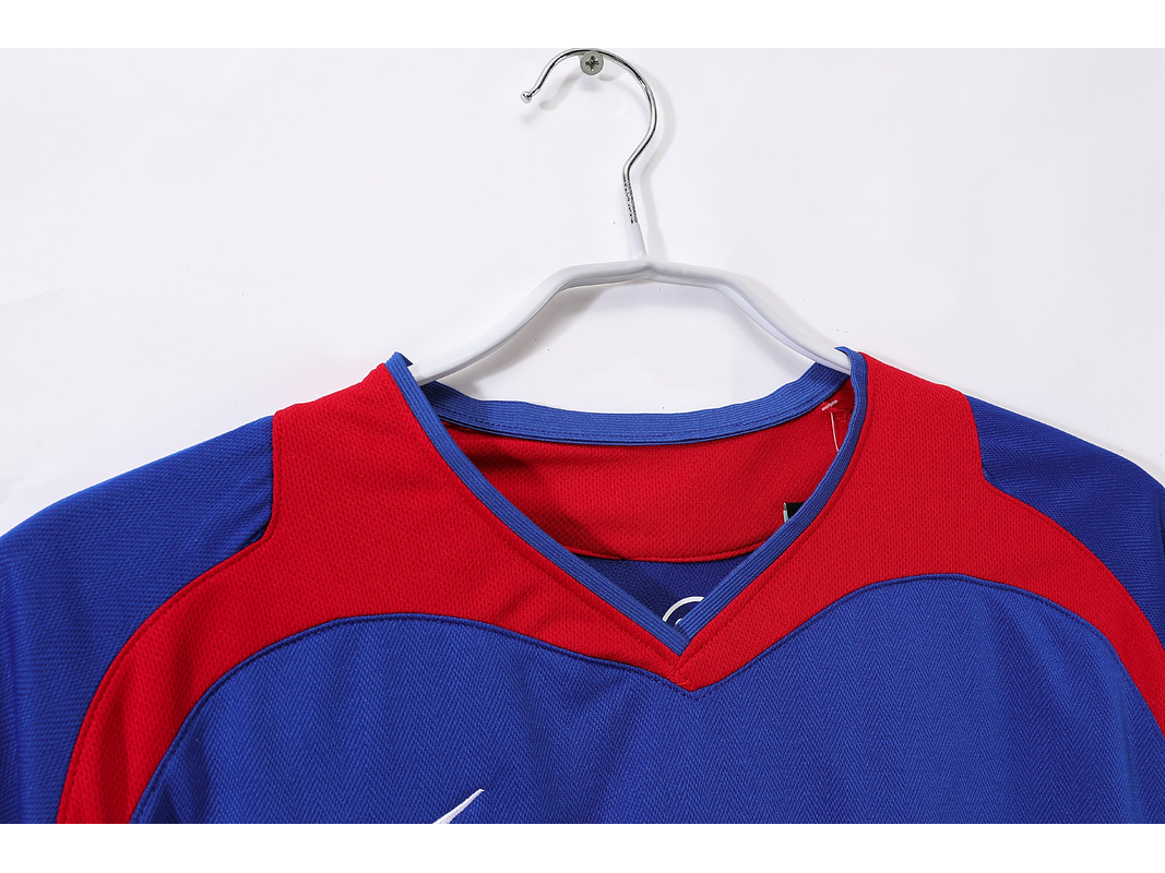 Manchester United 2005/06 (Away Kit) 3