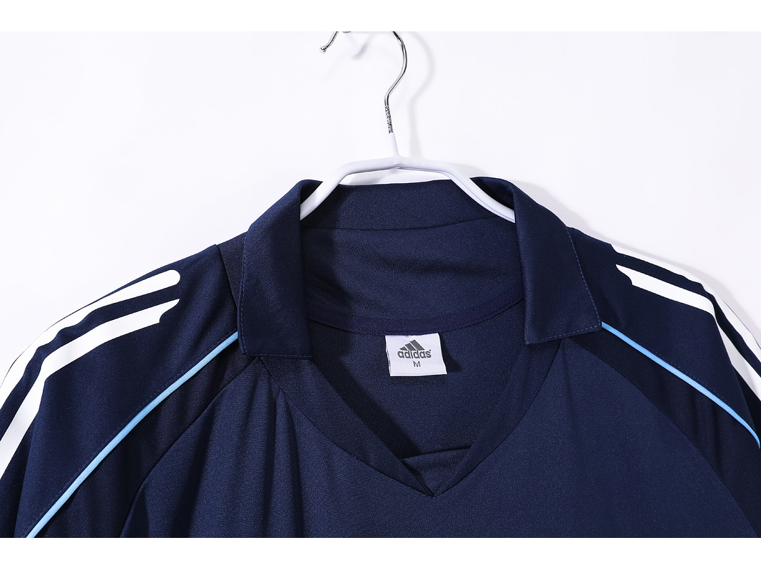 Real Madrid 2005/06 (Away Kit) 4