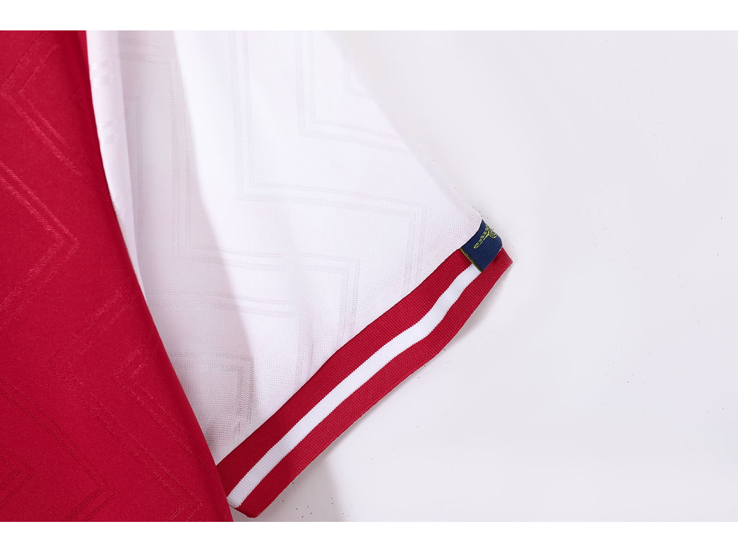 Arsenal 1996/97 (Home Kit) 8