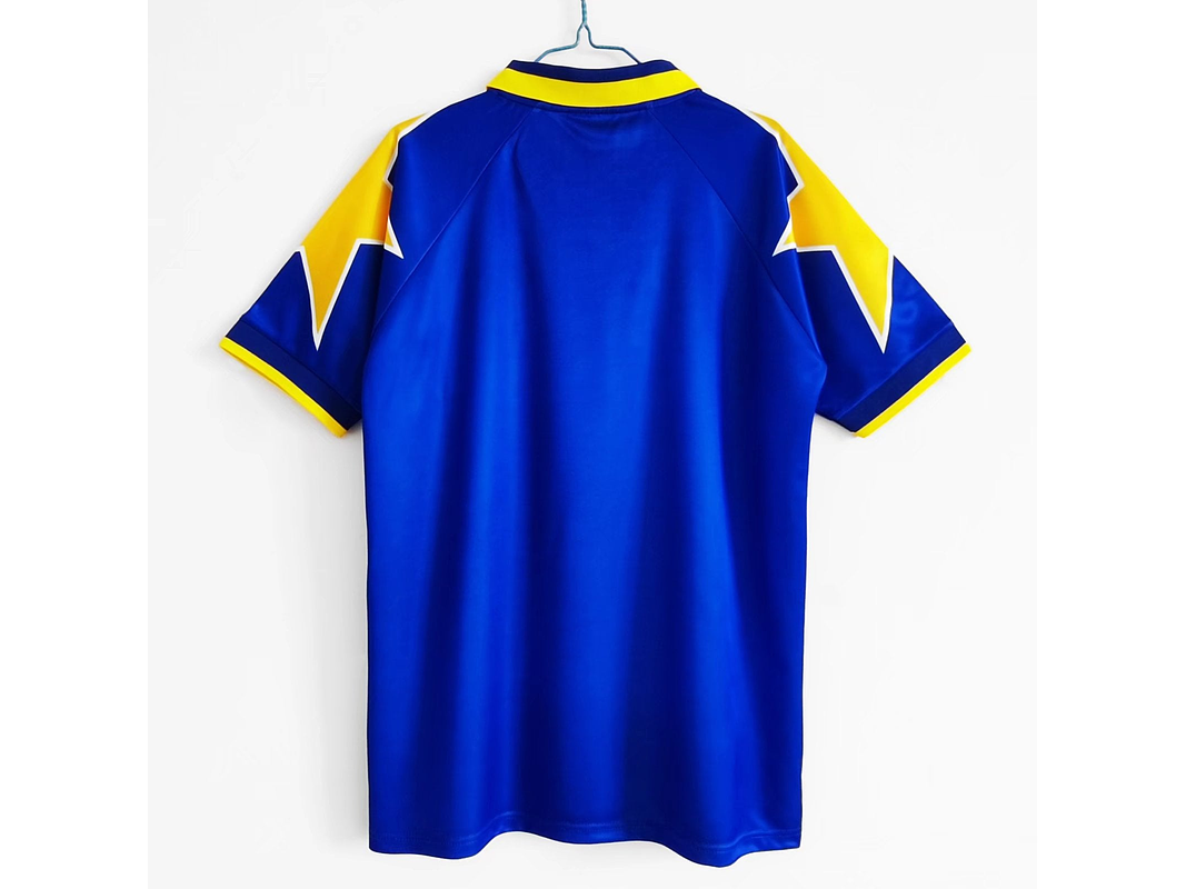 Juventus 1995/96 (Away Kit) 4