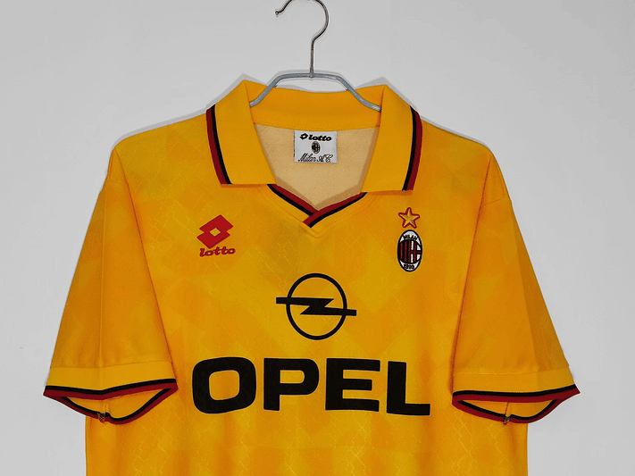 AC Milan 1995/96 (Away Kit) 6