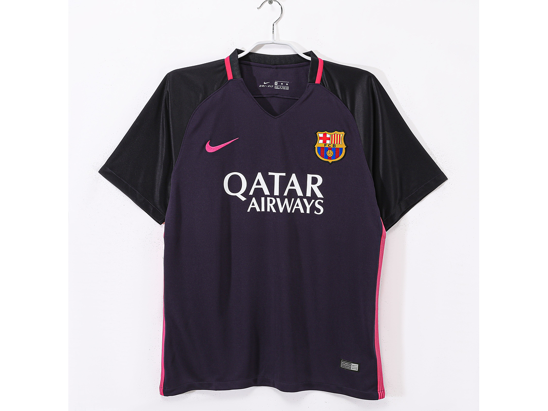 Barcelona 2016/17 (Third Kit) 1
