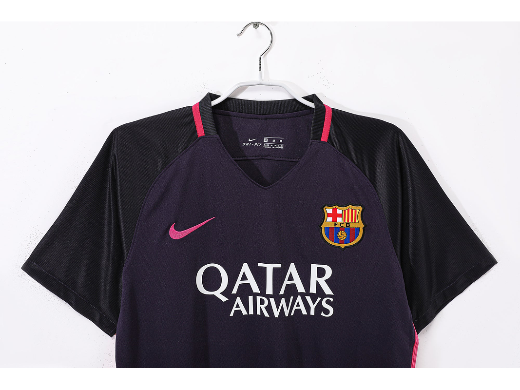 Barcelona 2016/17 (Third Kit) 2