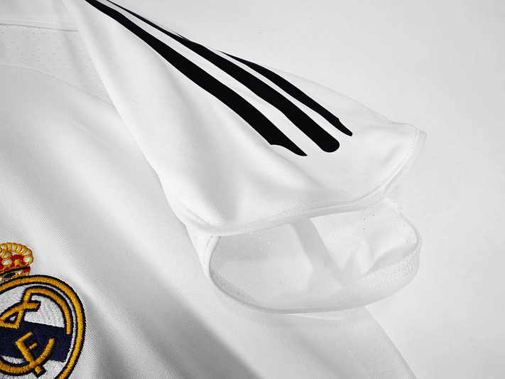 Real Madrid 2005/06 (Home Kit) 5
