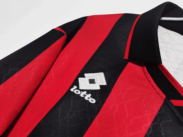 AC Milan 1995/96 (Home Kit) 6