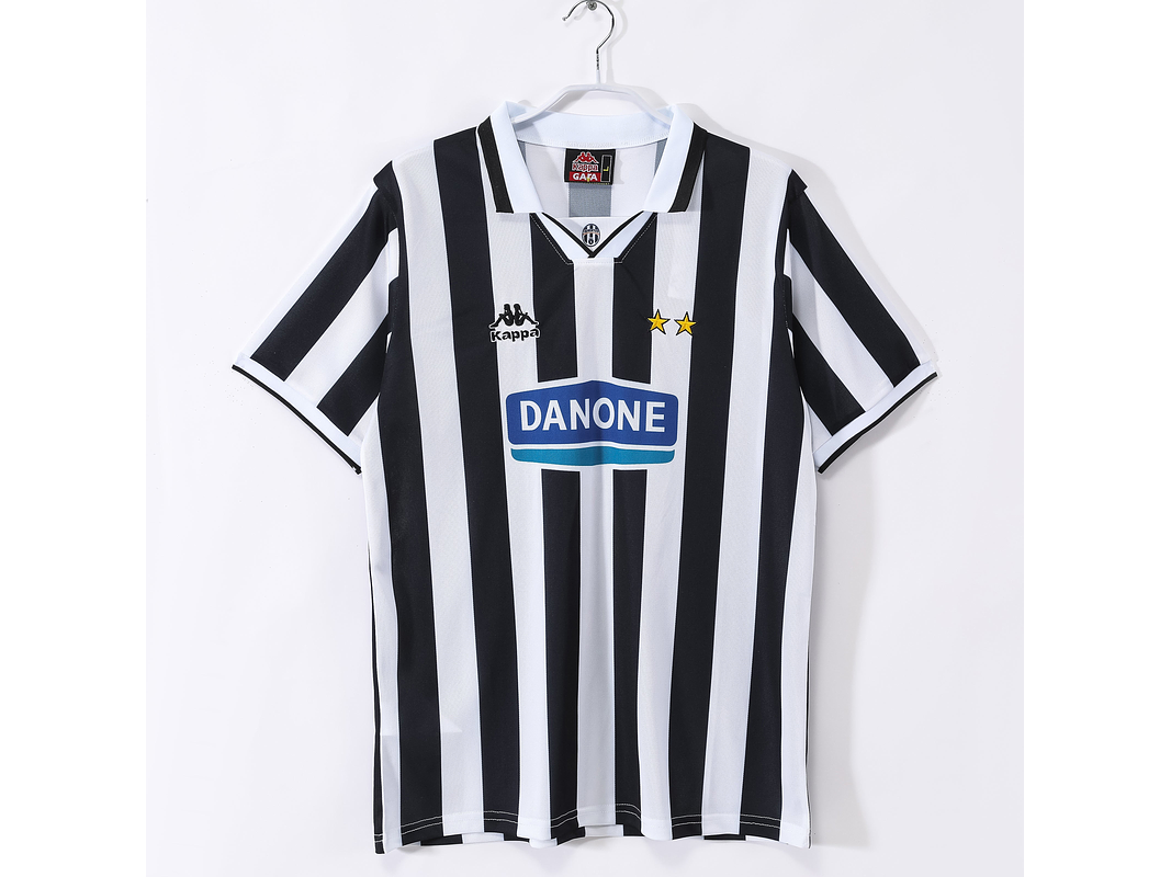 Juventus 1998/99 (Home Kit) 1