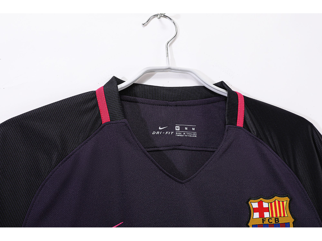 Barcelona 2016/17 (Third Kit) 8