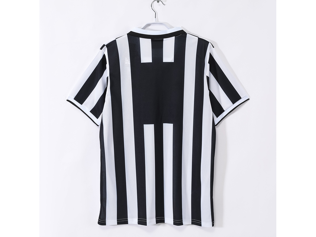 Juventus 1998/99 (Home Kit) 3