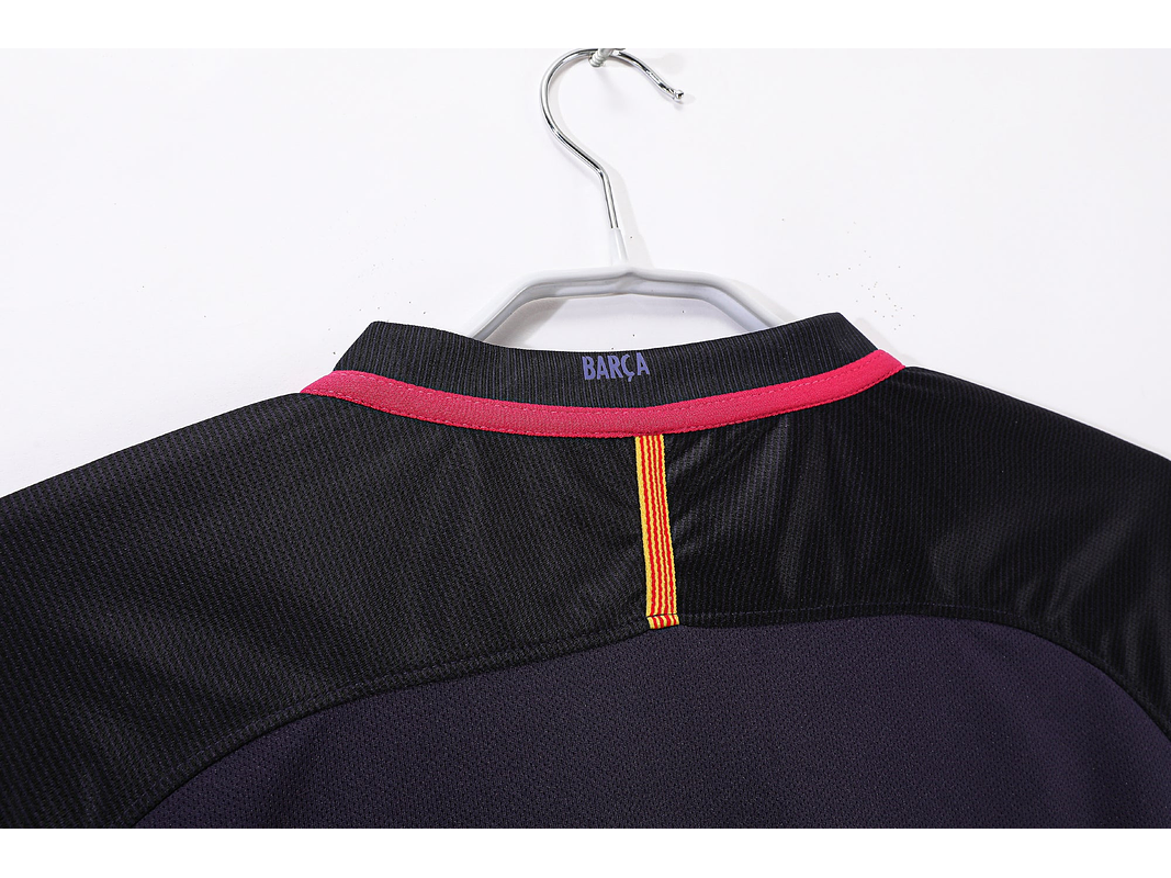 Barcelona 2016/17 (Third Kit) 9