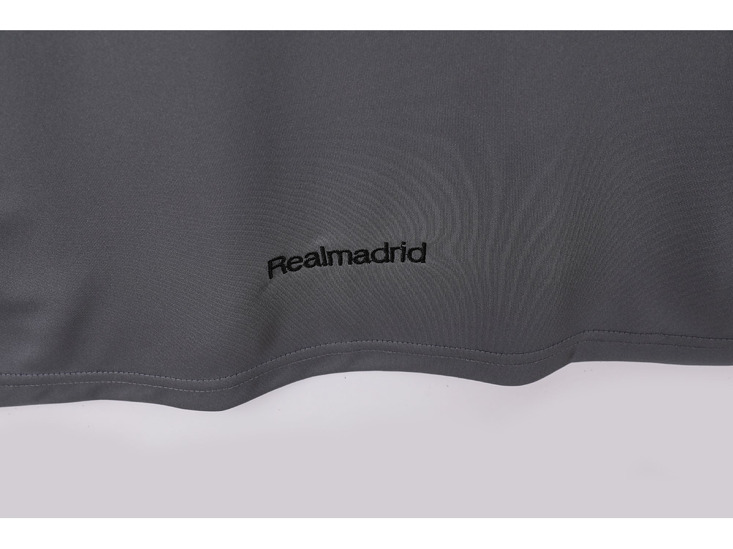 Real Madrid 2005/06 (Third Kit) 10