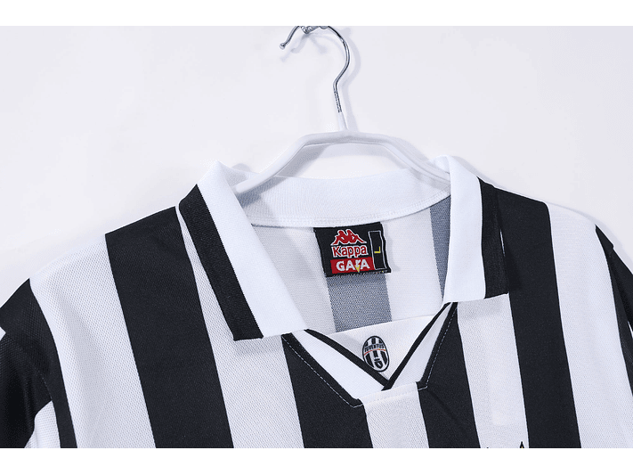 Juventus 1998/99 (Home Kit) 7