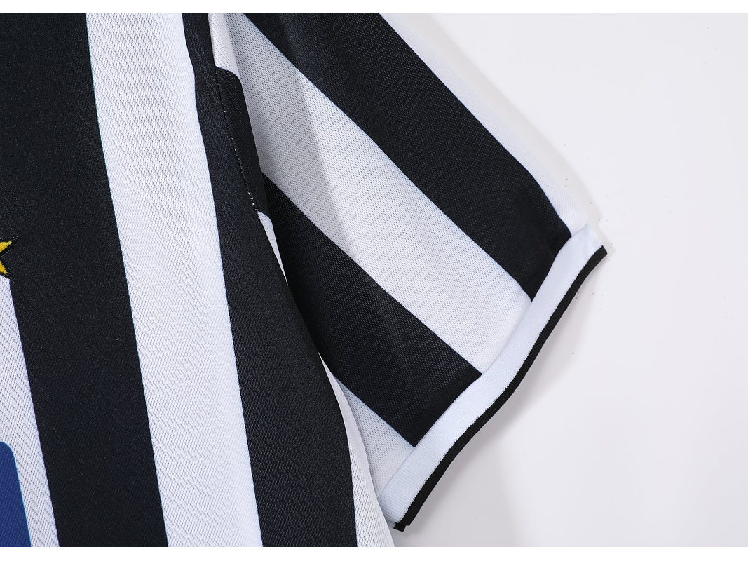 Juventus 1998/99 (Home Kit) 9