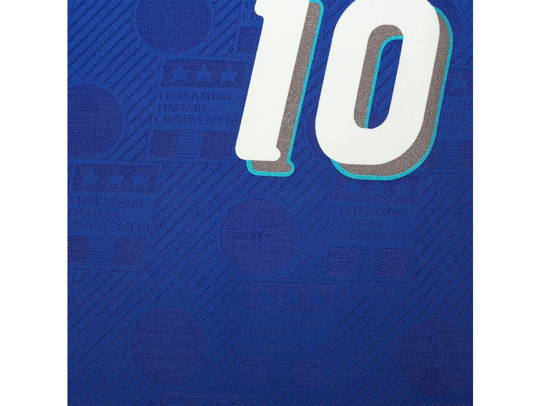 Italia 1994 (Home Kit) 7