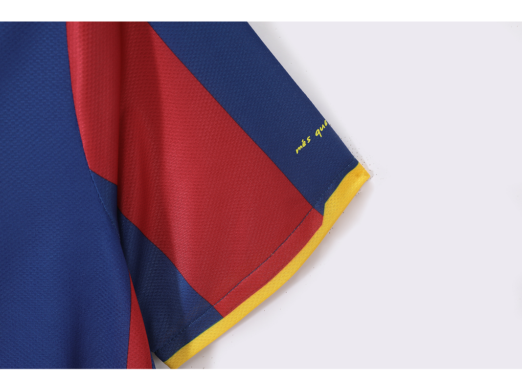 Barcelona 2010/11 (Home Kit - Kids) 6