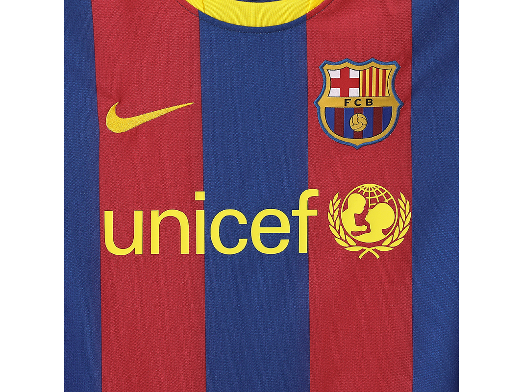 Barcelona 2010/11 (Home Kit - Kids) 8