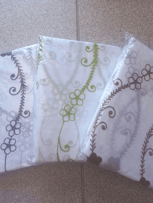 Visillos con diseño (1.50 x 2.20 mts) - Enredadera Flor