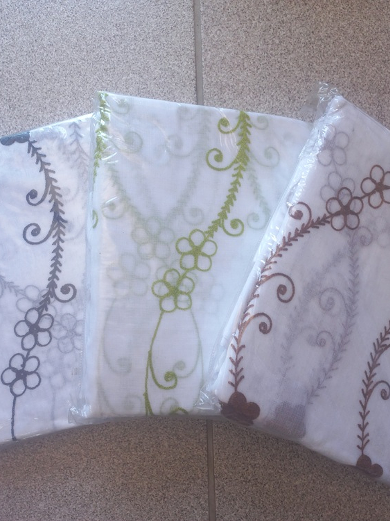 Visillos con diseño (1.50 x 2.20 mts) - Enredadera Flor 1