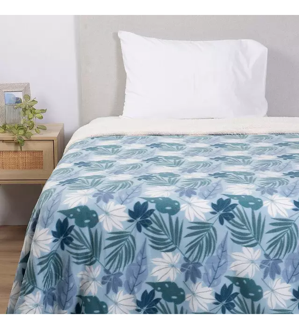 Frazada 1.5 Plazas Polar Sherpa Estampado Petunia