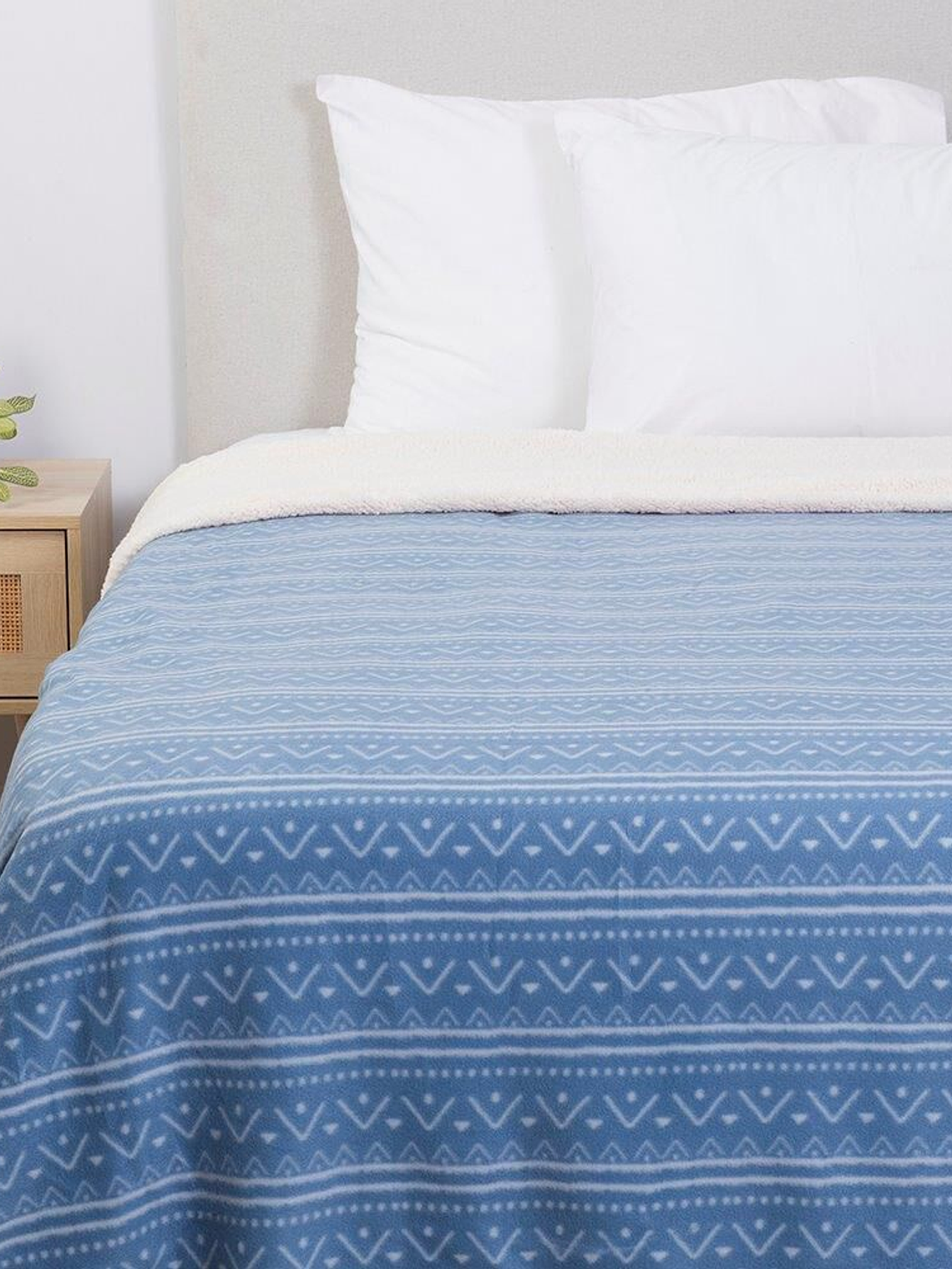 Frazada 2 Plazas Polar Sherpa Estampado Romero 1